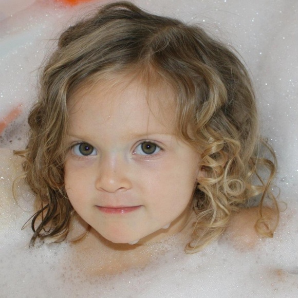 Meet your Jewel&Clothing Posher, Diana - Picture 6 of 8